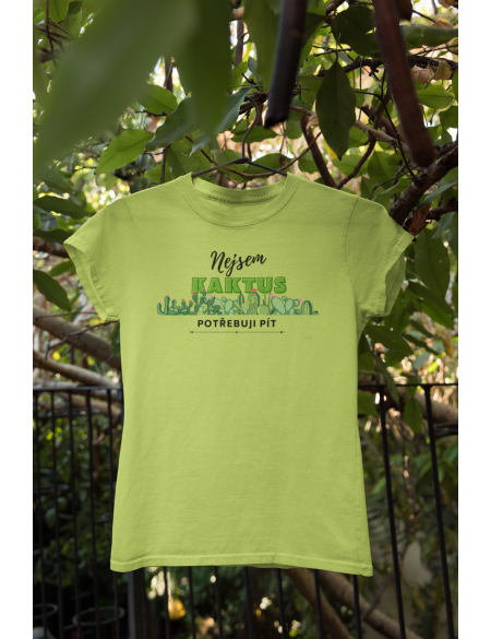 Maminka potřebuje víno - Dámské tričko - Apple green L
